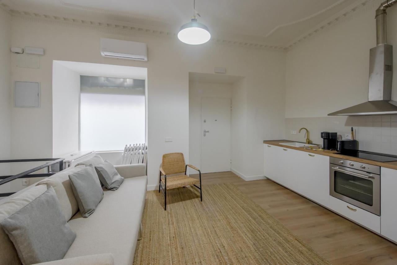 Modern Apt & Cool Interior Design En El Retiro Madri Exterior foto