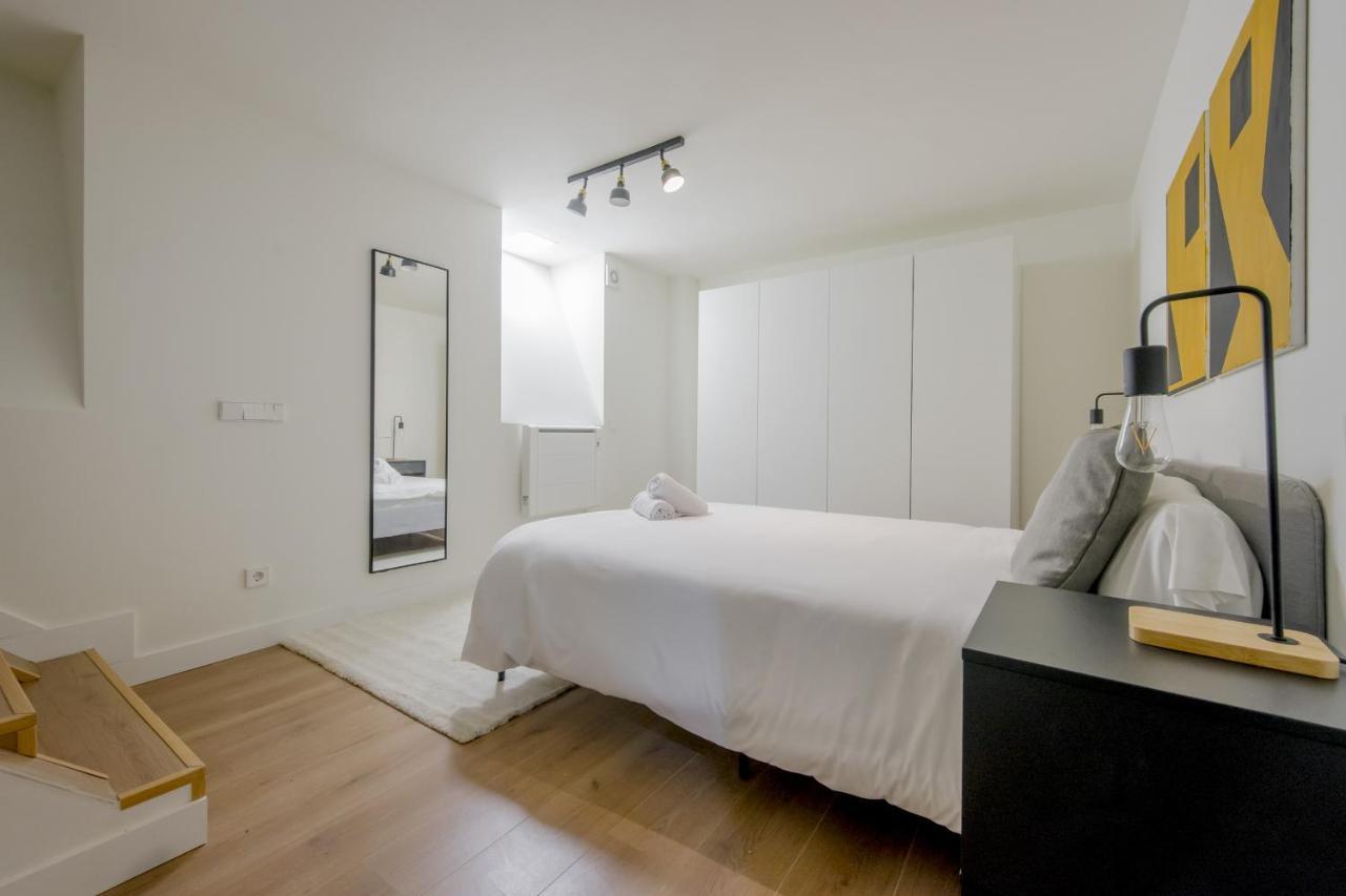 Modern Apt & Cool Interior Design En El Retiro Madri Exterior foto
