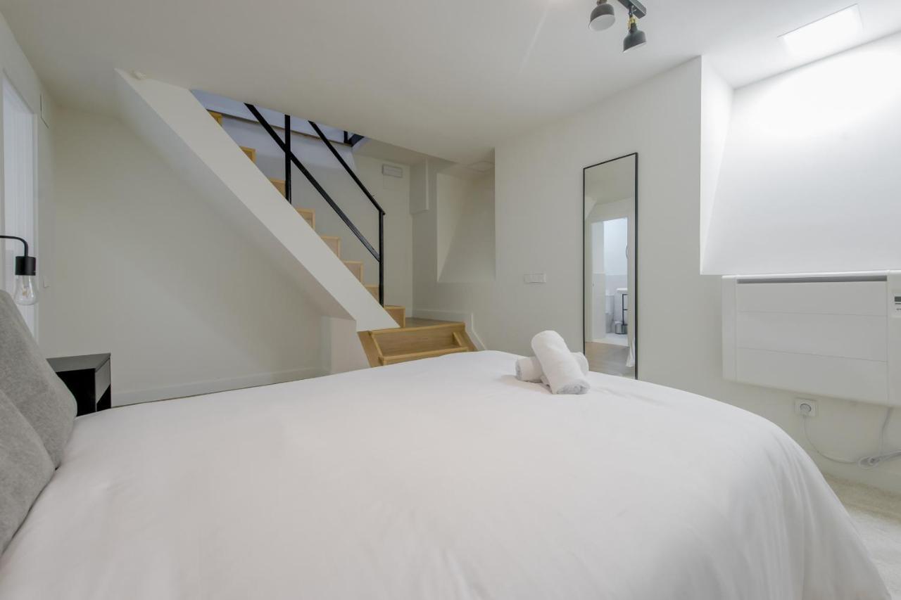 Modern Apt & Cool Interior Design En El Retiro Madri Exterior foto
